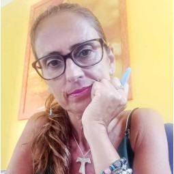 Laura Pavia